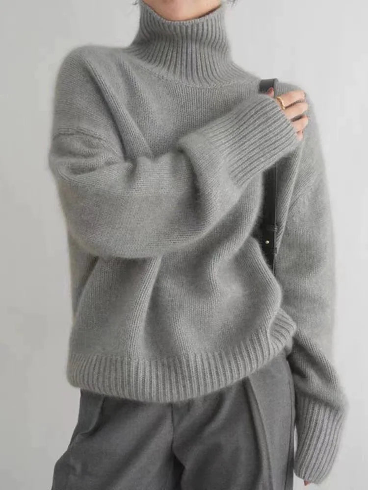 Liv | Soft Turtleneck Sweater