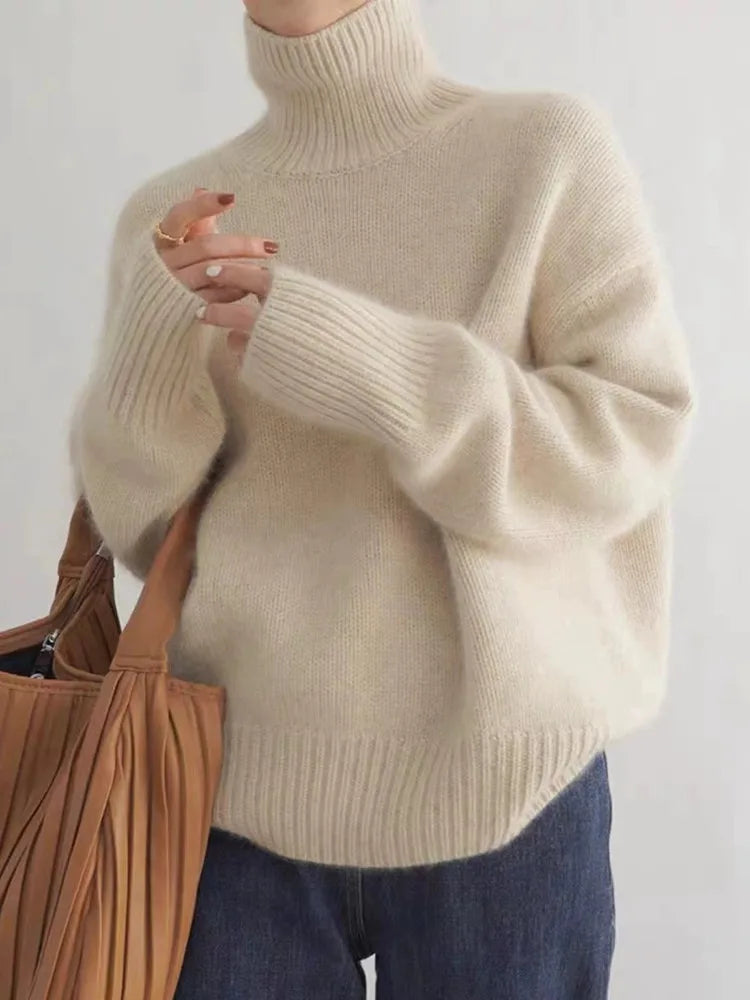 Liv | Soft Turtleneck Sweater