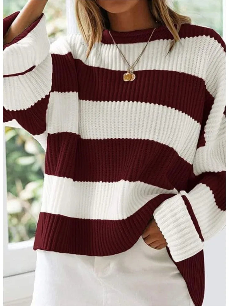 Lily | Trendy Knitted Sweater with Stripes