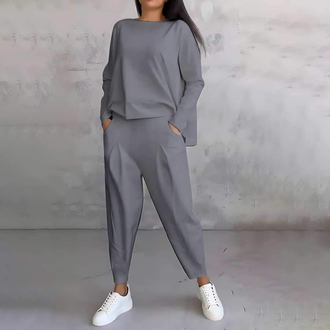 Marlow | Women's Loose-Fit Boat Neck Long Sleeve Two-Piece Set