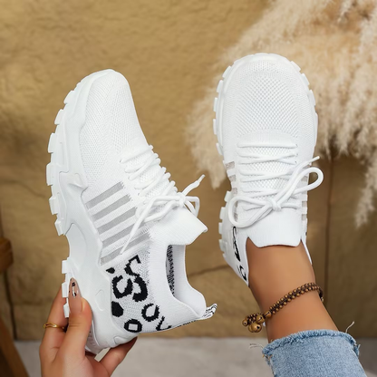 Maica | Women's Chunky Lace-Up Low-Top Sneaker